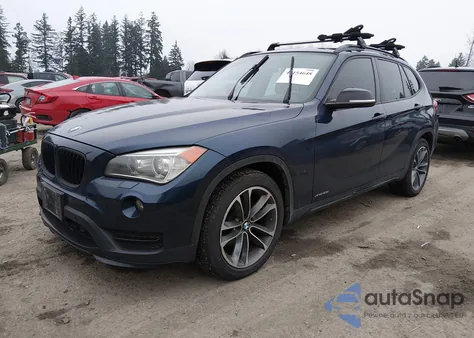 2015 BMW X1 xDrive28I z USA, uszkodzony, nr VIN WBAVL1C58FVY37680